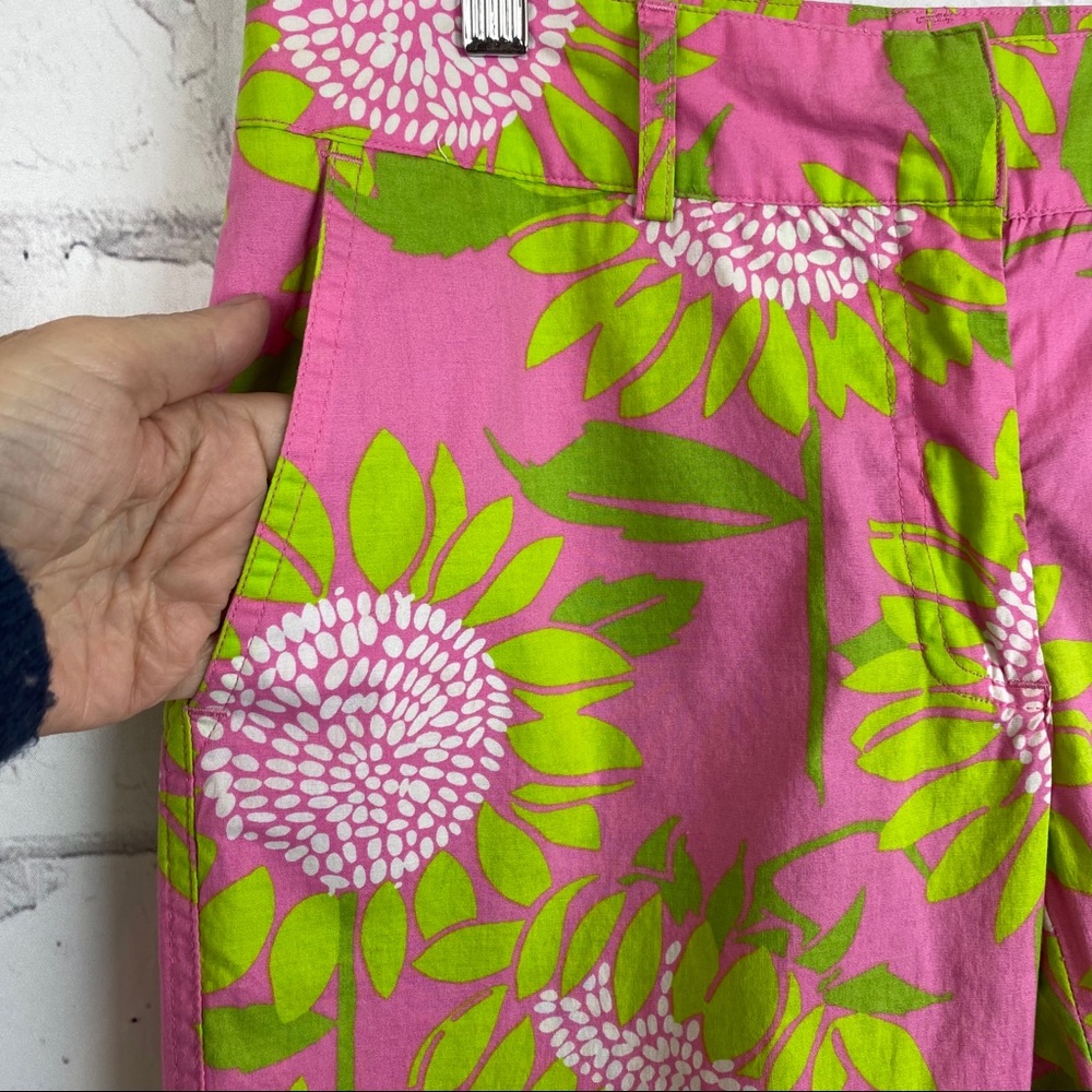 Lilly Pulitzer pink, green floral capris - Picture 3 of 10